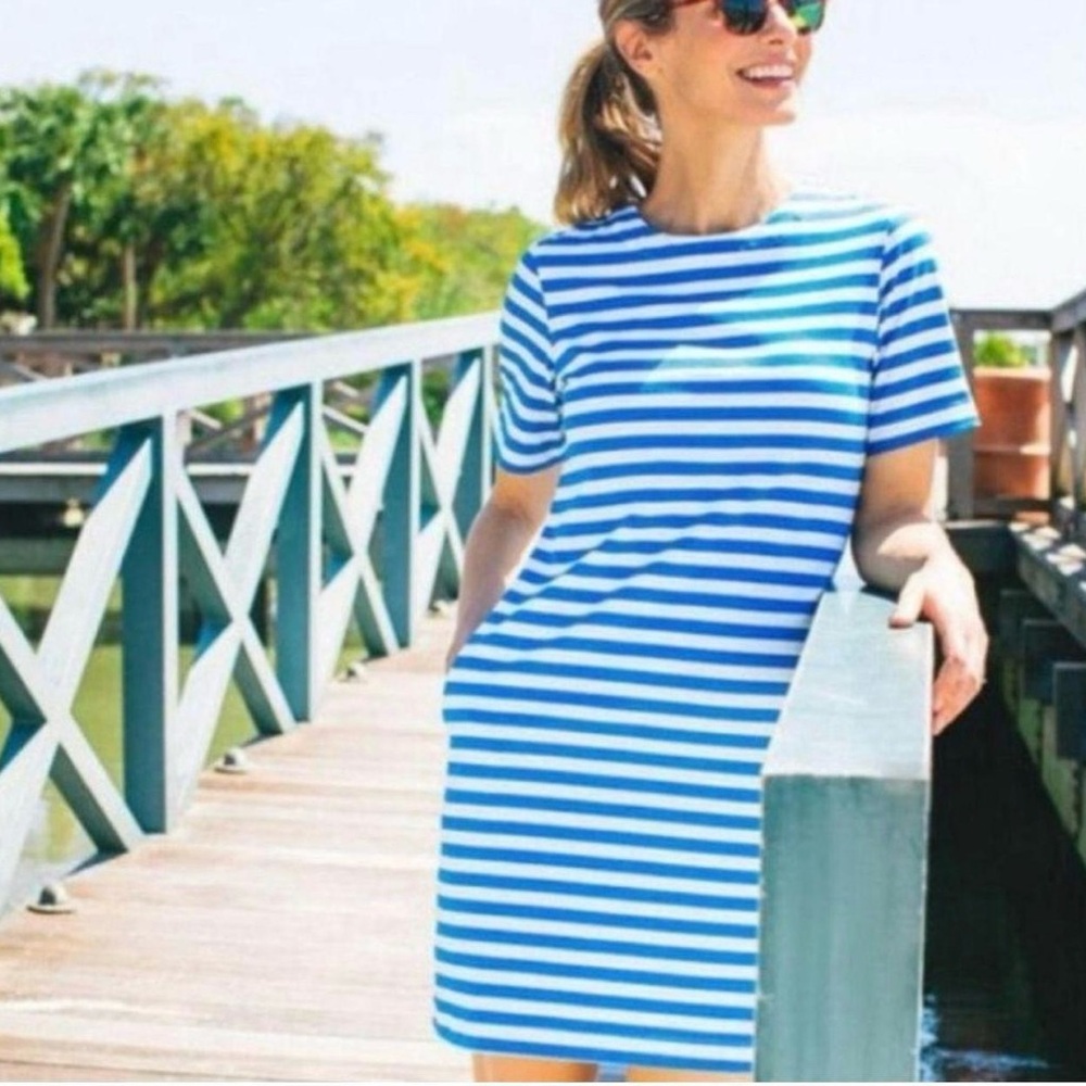 Tuckernuck Stella Blue Striped Short Sleeve Shift Dress Pockets Nautical Summer